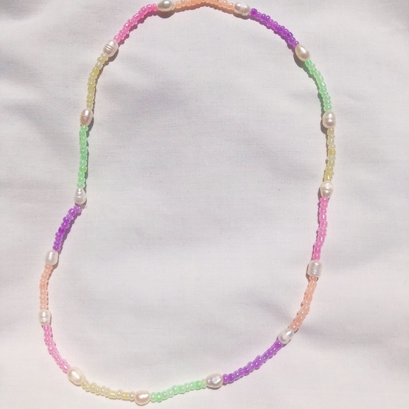 Beachy pearl necklace - Picture 1 of 2